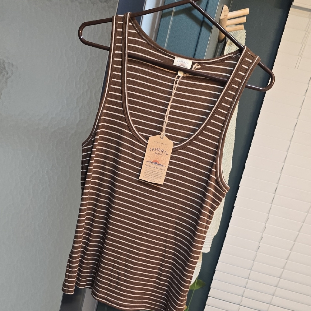 NWT Faherty Scoop Neck Tank